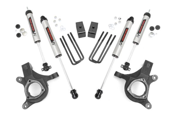 3.0 Inch GM Suspension Lift Kit w/V2 Shocks For 99-06 1500 PU 2WD Rough Country