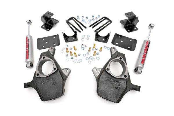 2 Inch/4 Inch Lowering Kit 99-06 Silverado/Sierra 1500 Rough Country